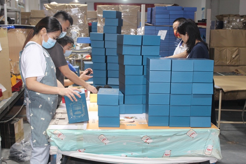 深圳包装盒定制厂家如何解决包装盒印刷过程变色问题